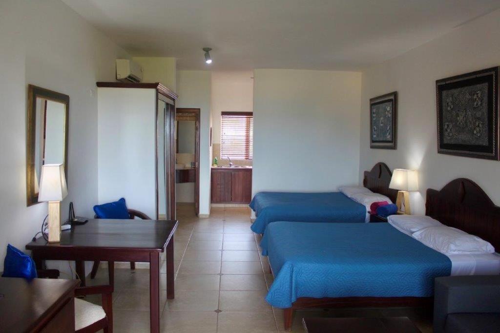 Agualina Kite Hotel Oceanfront Apartments Cabarete Exterior foto