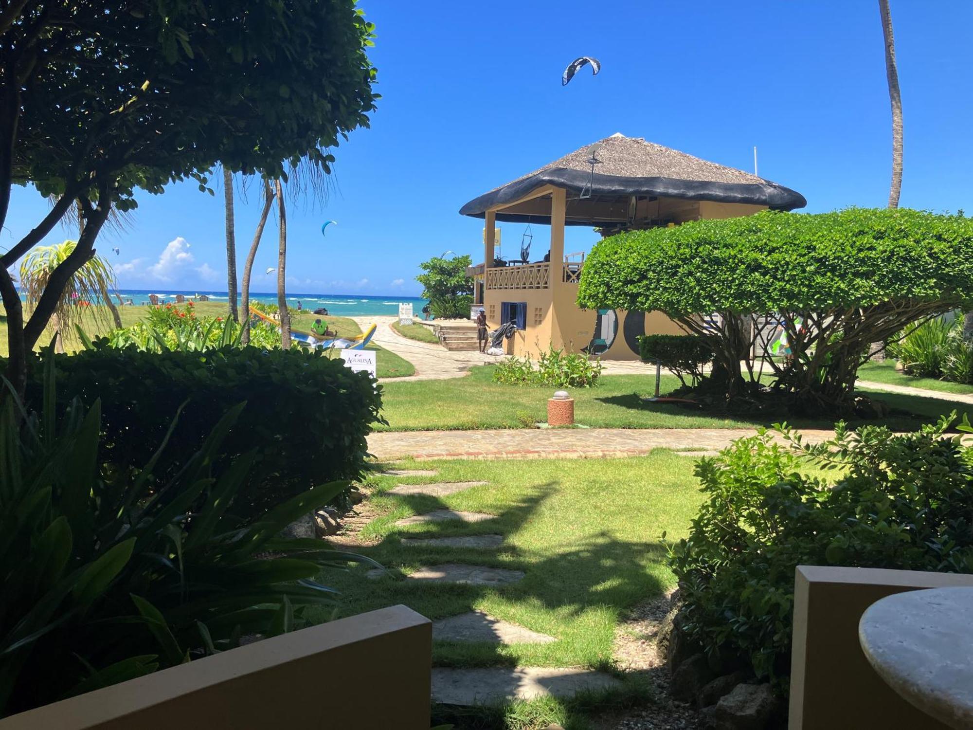 Agualina Kite Hotel Oceanfront Apartments Cabarete Exterior foto